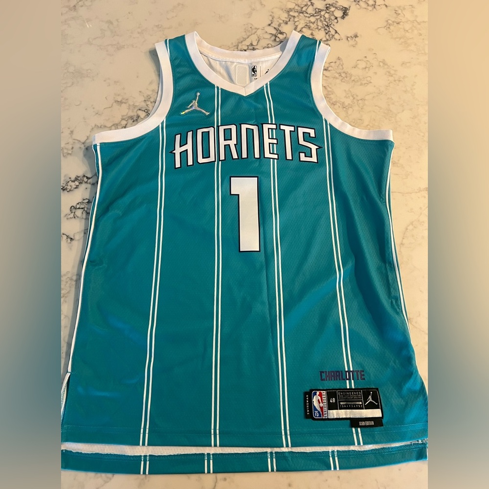 Hornets Basketball Jersey NBA 1 Icon Edition Teal Dri Fit Size 48 Large NWOT